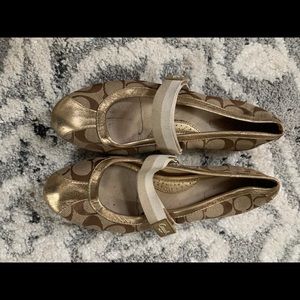 Coach Flats